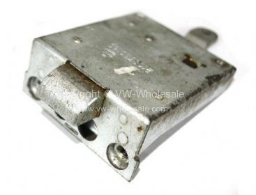 Genuine VW Lock mechanism for non locking handle 50-60 - OEM PART NO: 211837015B NOS