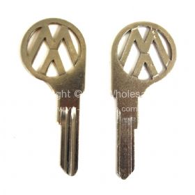 SV code key blank with VW logo - OEM PART NO: 111837219AS75	