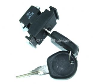 Glove box door release button locking with 2 keys 1303 - OEM PART NO: 133857131B