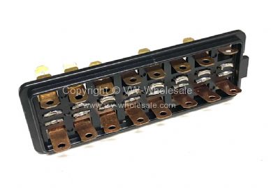 Fuse box 8 fuse - OEM PART NO: 111937037