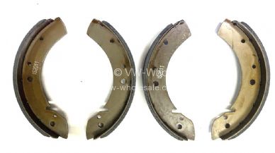 Brake shoe set front or rear Beetle or Ghia - OEM PART NO: 113609237A