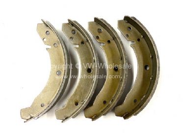 Rear brake shoe set Beetle & Ghia & 1302 & 1303 - OEM PART NO: 113698537C