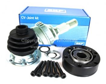 German quality SKF CV joint with boot kit grease and bolts for IRS rear axle  - OEM PART NO: 171498103