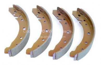 Front & Rear brake shoe set 40MM & 1302/1303 - OEM PART NO: 131698237C