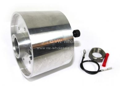 Polished mounting boss for banjo steering wheel - OEM PART NO: 113899288B