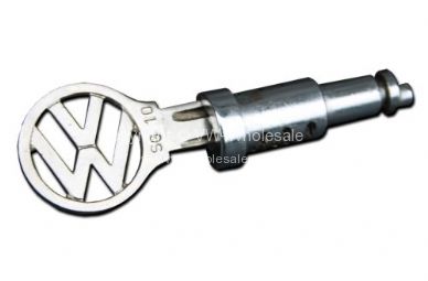 Genuine VW engine lid T handle lock barrel and 1 SG code key - OEM PART NO: 