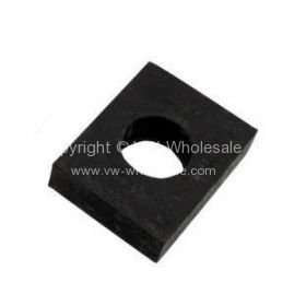 German quality lower body pad body to front axle 10mm - OEM PART NO: 111899115