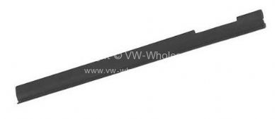 German quality 1/4 light base seal Right - OEM PART NO: 151837472