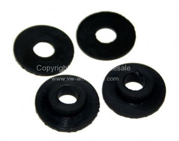 Gasket set for pop out latch to glass for both windows - OEM PART NO: 143847320