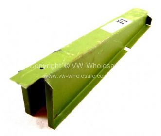 Klassic fab outrigger to rear jacking point Right 50-67 - OEM PART NO: 211703132