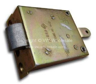 Lock mechanism for locking handle Bus - OEM PART NO: 211837015B