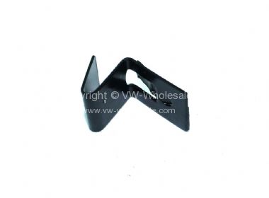German quality fuse box retaining clip Beetle & Ghia 61-71 Bus 60-67 - OEM PART NO: 111937591