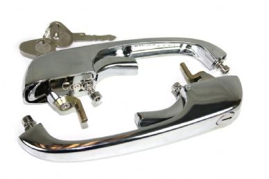 Cab door handles Matched on the same keys - OEM PART NO: 211898205NR