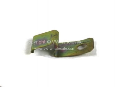 German quality headlamp fixing clip 4 required - OEM PART NO: 1112677199