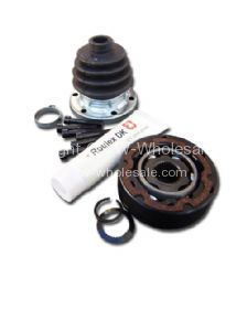 Set of 4 CV joint with boot kit grease and bolts 68-92 - OEM PART NO: 211598101KIT