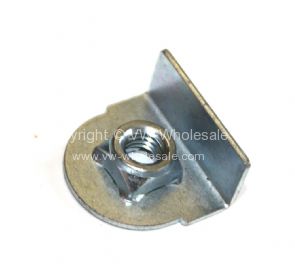 Engine lid stay mount Bus 58-67 - OEM PART NO: 211827025