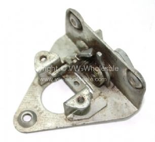 NOS Genuine VW tailgate lock mechanism 64-66 - OEM PART NO: 211829211C