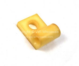 German quality heater box intake flap pivot clip - OEM PART NO: 211259159