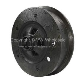 Brake drum with 5 holes front 8/67-7/70 - OEM PART NO: 211405615C