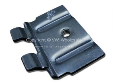 German quality opening 1/4 light bottom fixing plate - OEM PART NO: 311837683