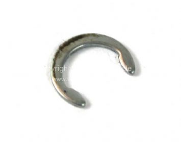 German quality locking ring for wiper shaft Bus 8/68-79 - OEM PART NO: 211955237
