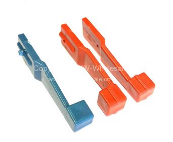 German quality heater leaver set - OEM PART NO: 211259369AKIT