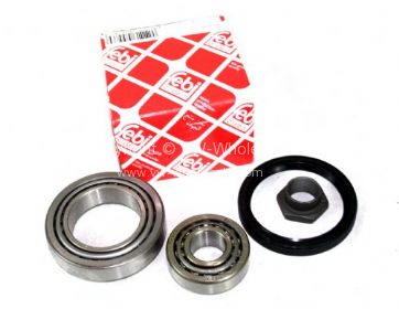 German quality front wheel bearing kit Bus - OEM PART NO: 251498625