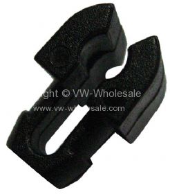German quality brake pipe clip T25 80-92 - OEM PART NO: 291611767