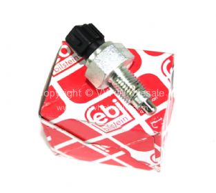 German quality reversing light switch Mk1/2 Golf/ T25/ T4 90-03 - OEM PART NO: 020945415A